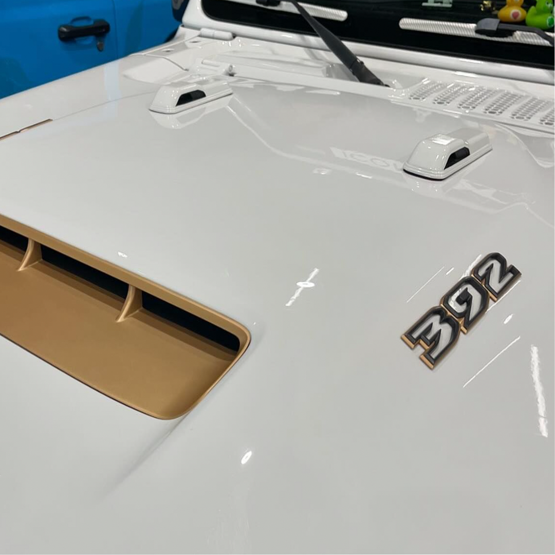 392 Hood Emblems (Pair) JL