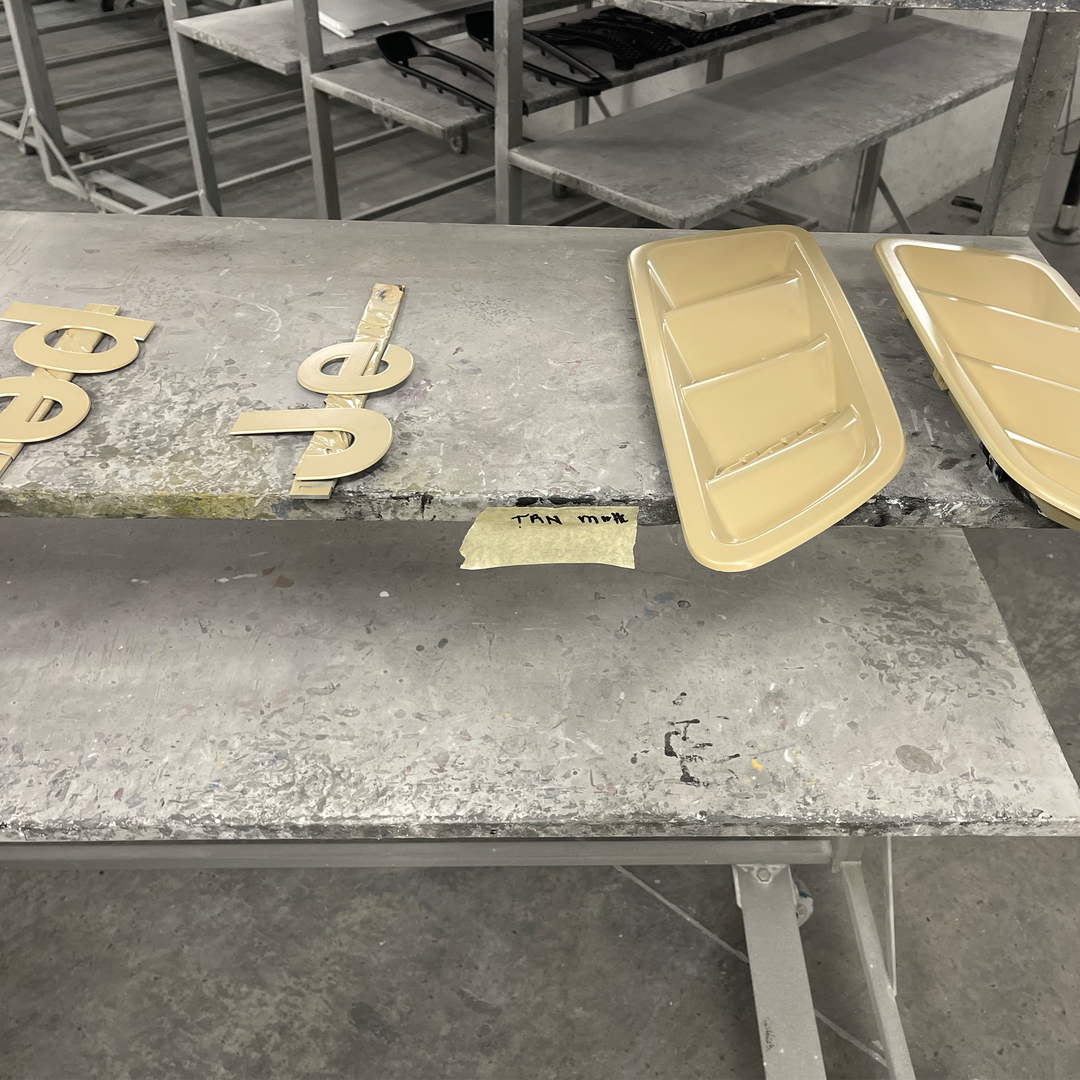 Custom OEM Tan Rubicon Hood Vent Matching Tailgate Emblem